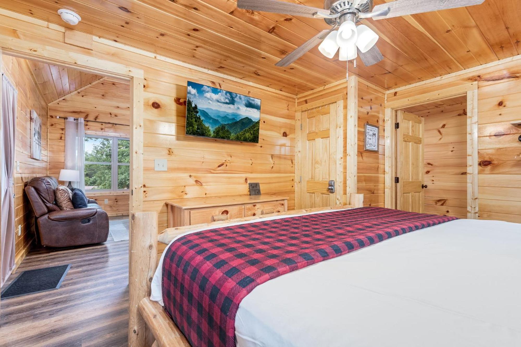 Fully Loaded Cabin In Heart Of Pigeon Forge Dış mekan fotoğraf